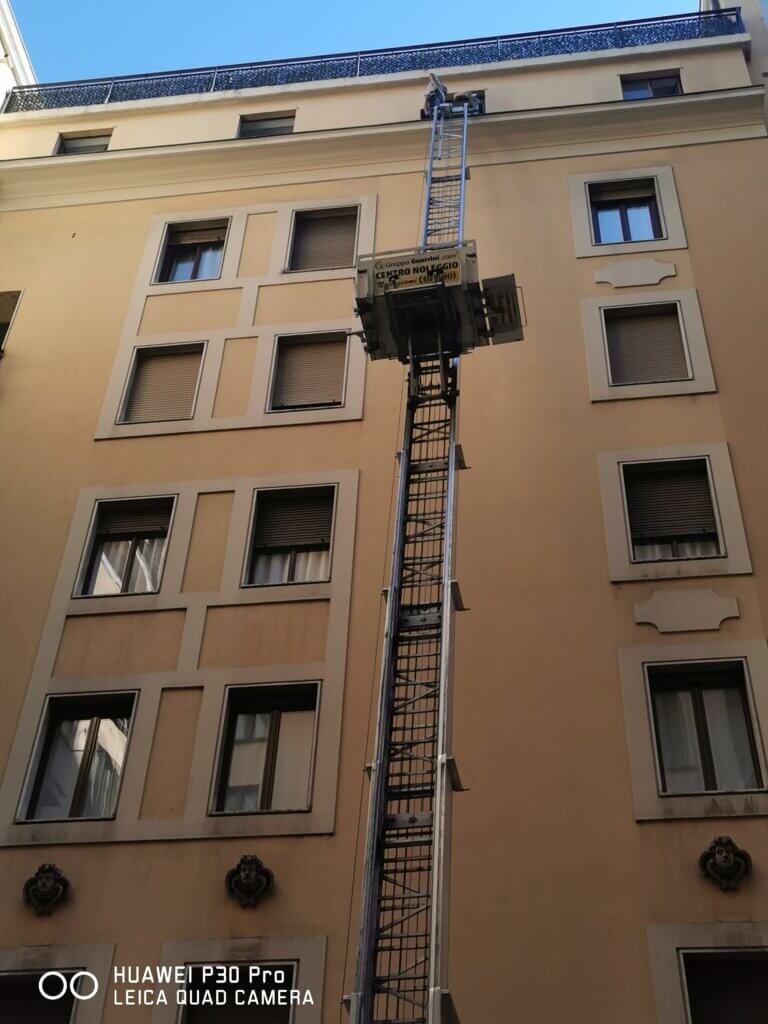 8710